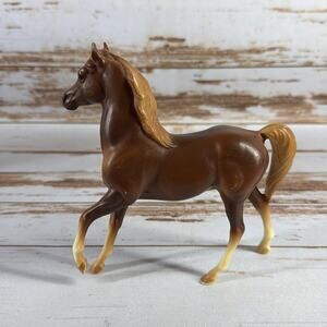 Vintage Breyer Horse #3055 – Classic Arabian Family Stallion, Sorrel